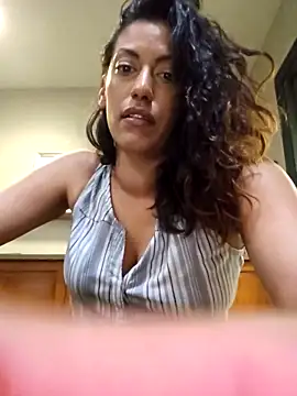 Snapshot of Nikkierosee chatting on March 19, 2025, 2:59 am Nikkierosee online show from March 19, 2025, 2:59 am