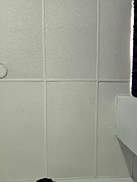 Snapshot of Nikkierosee chatting on October 18, 2025, 5:48 pm Nikkierosee online show from October 18, 2025, 5:48 pm