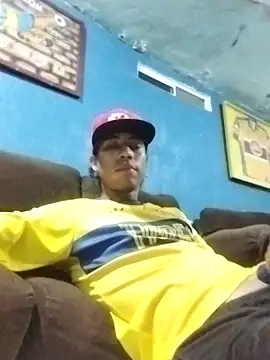 AlexAlejandro13 online show from July 12, 2026, 6:47 am
