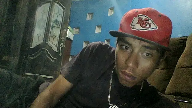 AlexAlejandro13 online show from August 9, 2026, 7:14 am