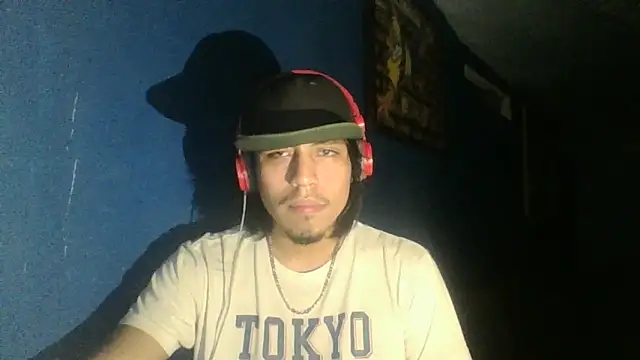 AlexAlejandro13 online show from October 11, 2025, 7:09 am