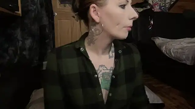 TeenyDoll online show from February 25, 2026, 3:07 am