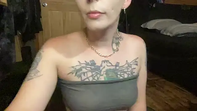 TeenyDoll online show from June 13, 2026, 3:04 am