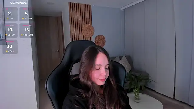 Snapshot of AnnieHallX chatting on October 11, 2025, 2:34 am AnnieHallX online show from October 11, 2025, 2:34 am