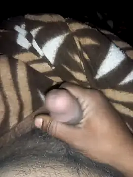 FinableKnee online show from December 4, 2025, 1:15 am