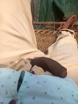 FinableKnee online show from February 3, 2026, 7:24 am