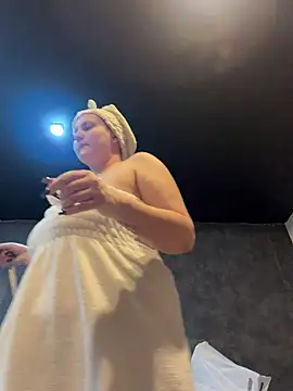 Snapshot of CandyShoopp chatting on February 26, 2026, 7:36 pm CandyShoopp online show from February 26, 2026, 7:36 pm