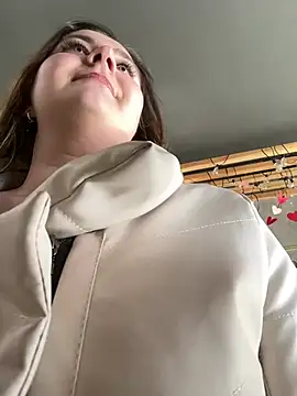 CandyShoopp online show from March 20, 2025, 11:16 am