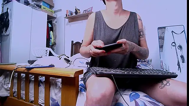 Alicbranca online show from October 8, 2025, 12:12 am