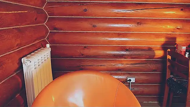 Snapshot of Platina_Fox chatting on March 18, 2026, 1:46 pm Platina Fox online show from March 18, 2026, 1:46 pm