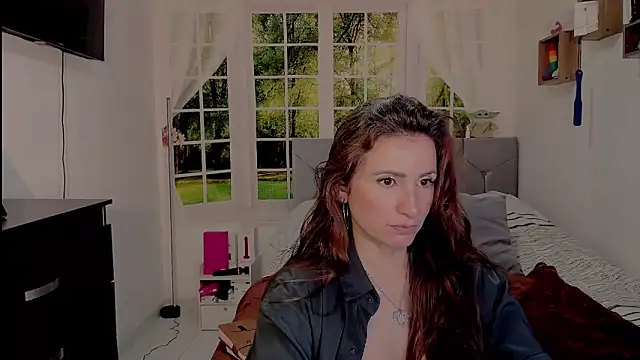 vanessabrown  online show from June 11, 2026, 7:33 pm