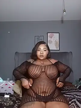 PearlSexxy69 online show from July 26, 2026, 9:11 pm