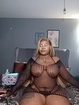 PearlSexxy69 online show from July 19, 2026, 10:23 am