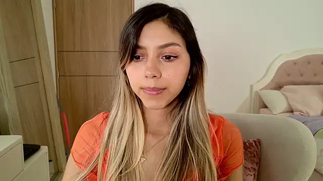 Sensualtease online show from February 7, 2025, 11:55 pm