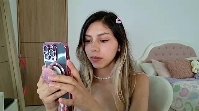 Sensualtease online show from February 6, 2025, 2:11 am