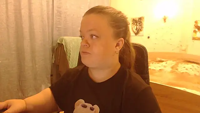 Snapshot of Janiffer_MiMi chatting on March 6, 2025, 5:33 pm Janiffer MiMi online show from March 6, 2025, 5:33 pm