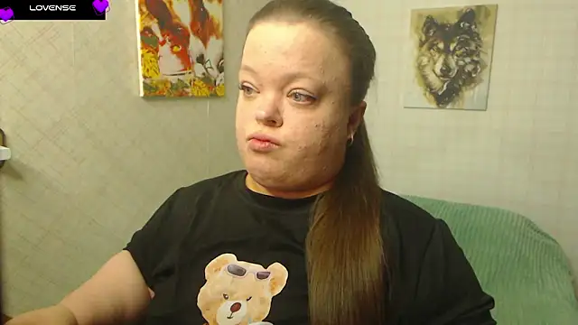 Snapshot of Janiffer_MiMi chatting on September 17, 2025, 3:47 pm Janiffer MiMi online show from September 17, 2025, 3:47 pm