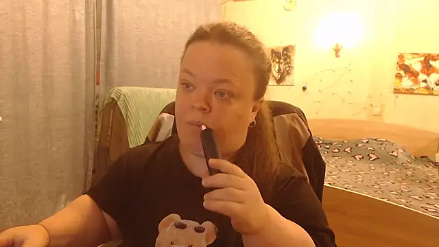 Snapshot of Janiffer_MiMi chatting on February 25, 2025, 5:51 pm Janiffer MiMi online show from February 25, 2025, 5:51 pm