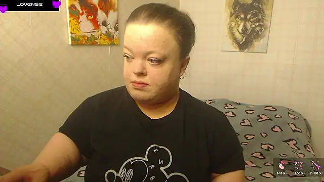 Snapshot of Janiffer_MiMi chatting on October 18, 2025, 4:42 pm Janiffer MiMi online show from October 18, 2025, 4:42 pm