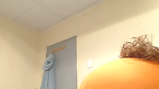 BADFATASS85 online show from October 16, 2025, 7:55 pm