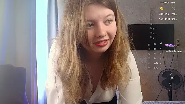 Vivian cutie online show from June 20, 2026, 10:31 am
