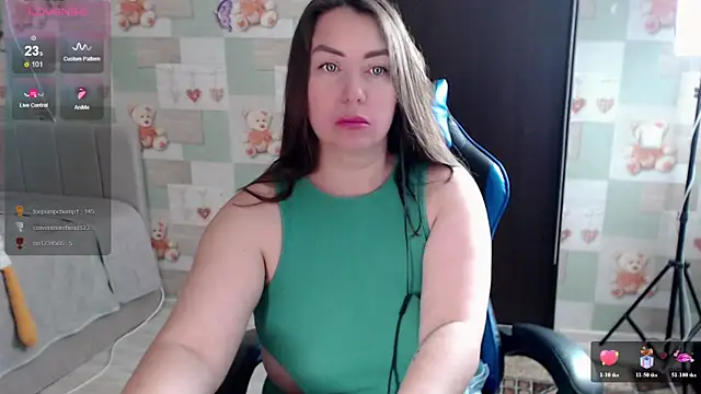Snapshot of Korolek12 chatting on June 21, 2026, 3:29 pm Korolek12 online show from June 21, 2026, 3:29 pm