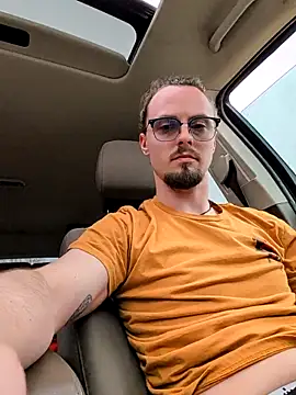 Snapshot of Jewettbug chatting on March 31, 2026, 7:49 pm Jewettbug online show from March 31, 2026, 7:49 pm