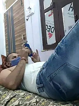 Snapshot of Lovingsol chatting on December 17, 2025, 6:29 am Lovingsol online show from December 17, 2025, 6:29 am