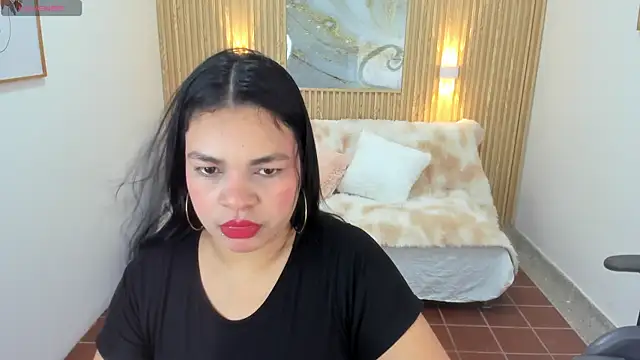 Cloe 35 online show from August 1, 2026, 8:07 pm