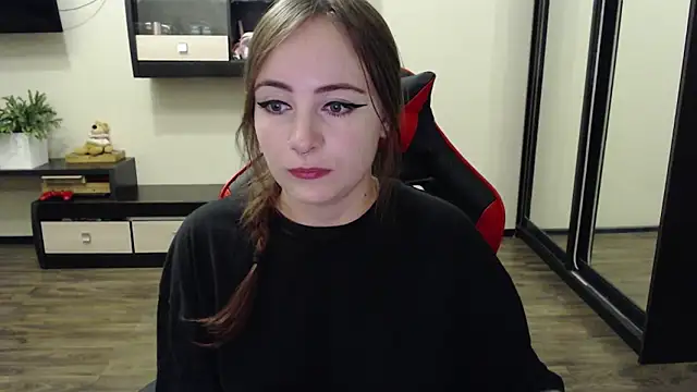 Laralianna online show from September 11, 2025, 3:50 am