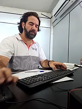 MysterBearMG online show from January 15, 2026, 2:20 pm