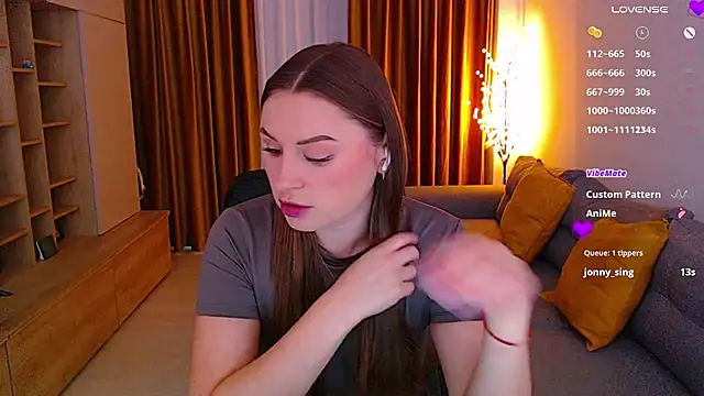  Mia Adams online show from December 3, 2025, 8:47 am