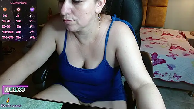 Snapshot of Barbiegomez chatting on March 19, 2025, 3:41 am Barbiegomez online show from March 19, 2025, 3:41 am