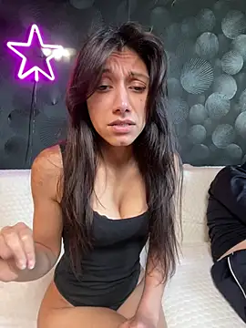 Snapshot of Kiscsillagg chatting on March 8, 2026, 2:20 pm Kiscsillagg online show from March 8, 2026, 2:20 pm