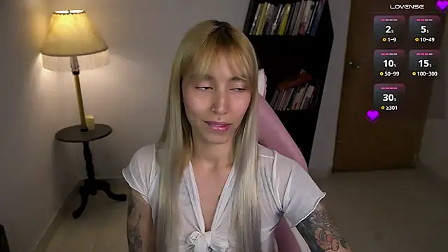 Saucy Jenn online show from February 28, 2026, 3:39 am