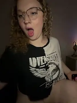 EmmieRae online show from March 8, 2026, 7:22 am