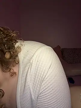 EmmieRae online show from March 17, 2025, 2:19 am