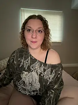 EmmieRae online show from May 16, 2026, 10:36 am