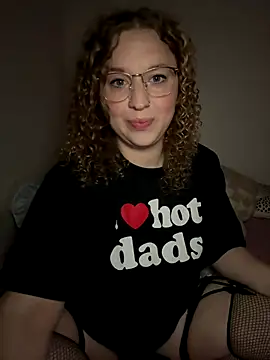 EmmieRae online show from October 1, 2025, 2:06 am