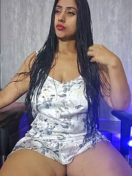 Valentinne z online show from October 17, 2025, 4:38 am