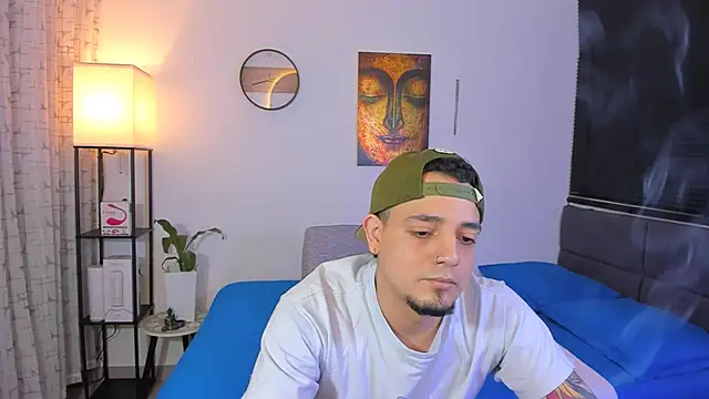 alejandro calderon1 online show from May 14, 2026, 2:19 am