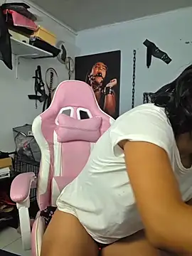 Hannah-grace online show from November 27, 2025, 10:16 am