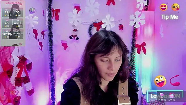 Kyomi chang online show from December 5, 2025, 1:21 pm