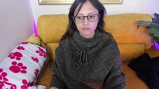 Kyomi chang online show from June 4, 2026, 12:54 pm
