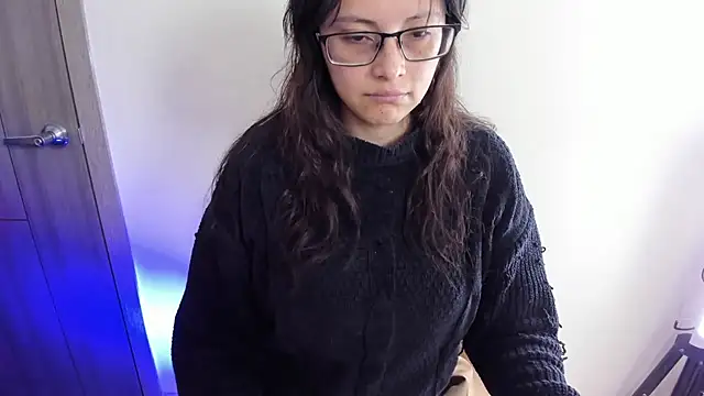 Snapshot of Kyomi_chang chatting on July 9, 2026, 12:48 pm Kyomi chang online show from July 9, 2026, 12:48 pm