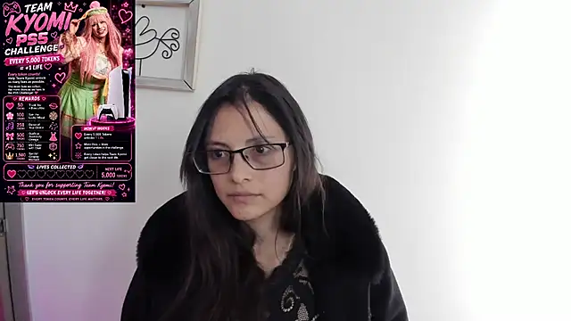 Snapshot of Kyomi_chang chatting on August 3, 2026, 1:06 pm Kyomi chang online show from August 3, 2026, 1:06 pm
