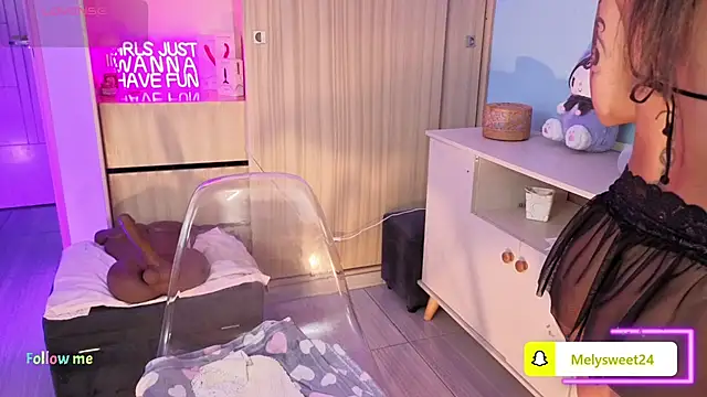 melisa es online show from September 25, 2025, 11:55 pm