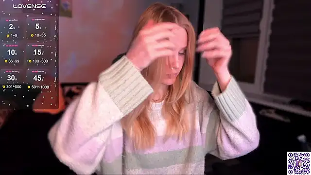 Chanel Gill online show from November 17, 2025, 5:06 pm