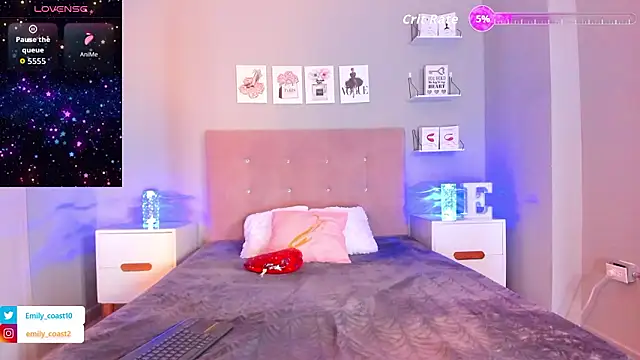 EmilyCoast-1 online show from February 4, 2026, 7:42 pm