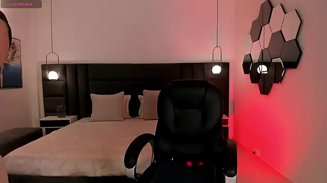 JennaOlsonX online show from December 20, 2025, 6:44 pm